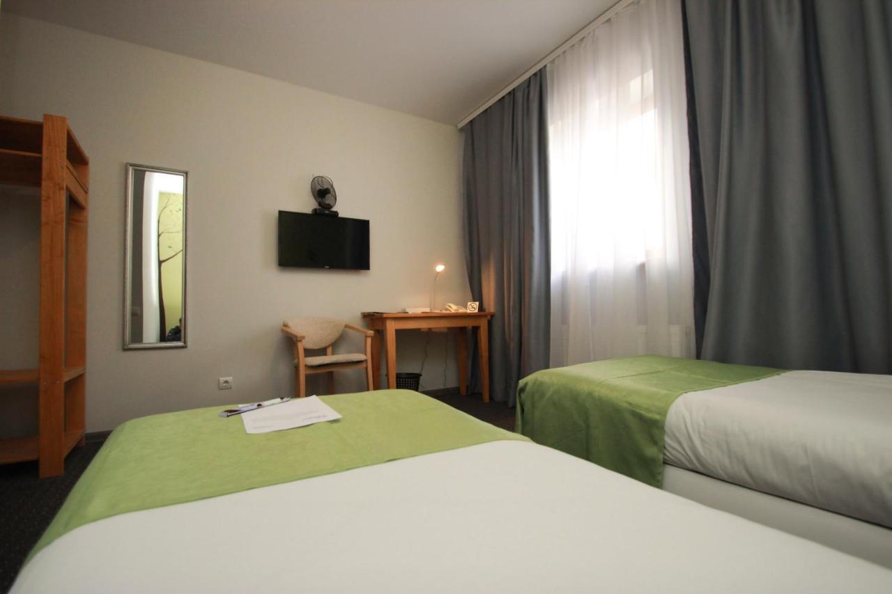 Garden Eco Design Hotel Одеса Екстер'єр фото