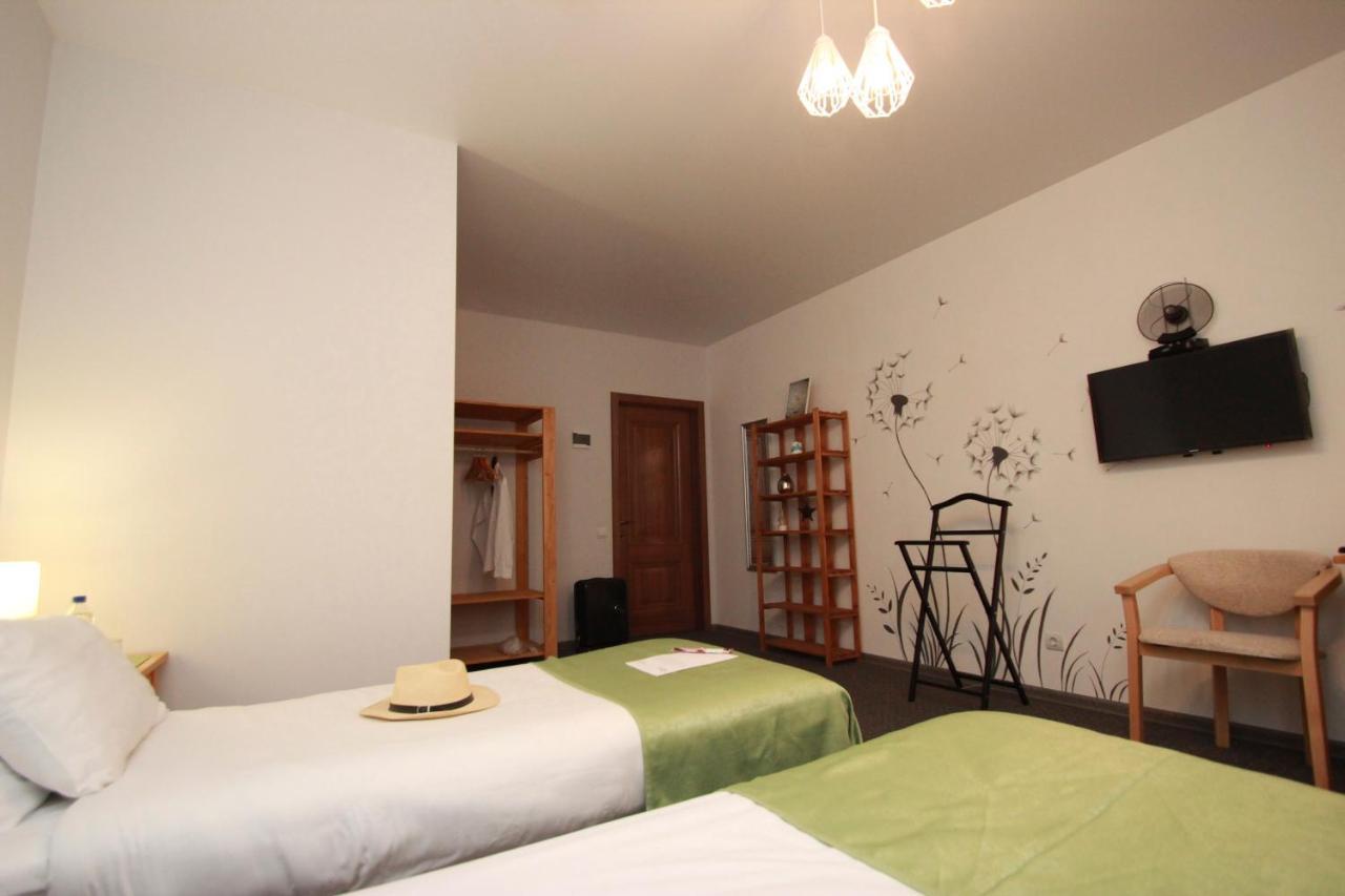 Garden Eco Design Hotel Одеса Екстер'єр фото